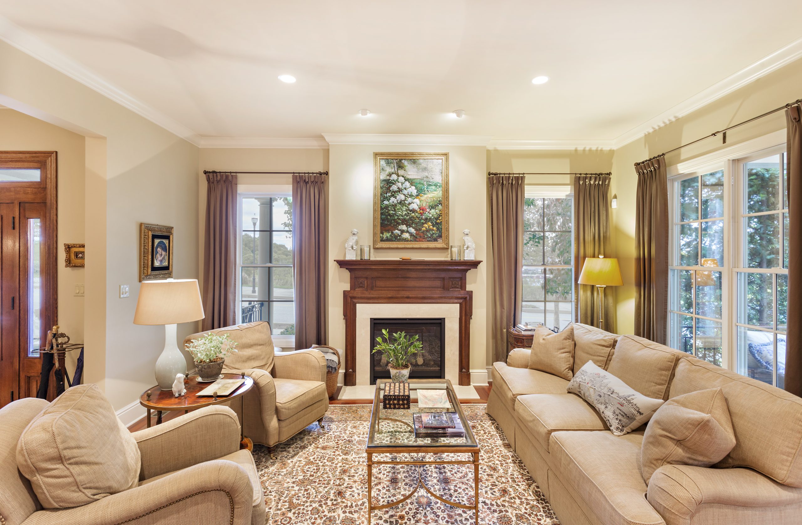 1561_Parkview_Blvd_016